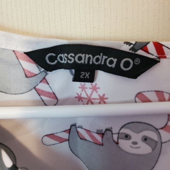 CassandraO Holiday Sloth Srubs - Picture 4 of 6